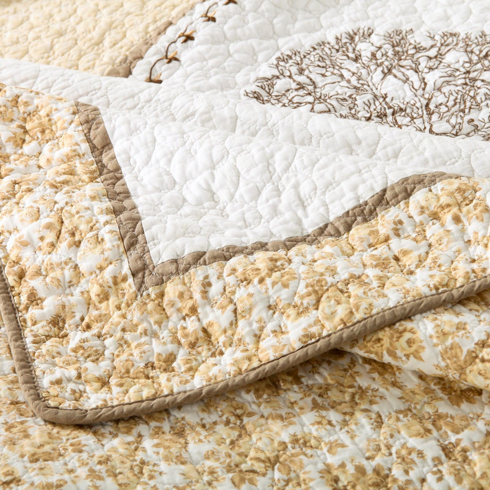 Details of life tree quilt